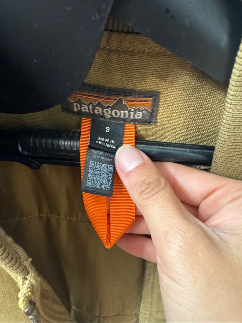 Patagonia Brown/Tan Canvas Work Vest - Picture 3 of 3